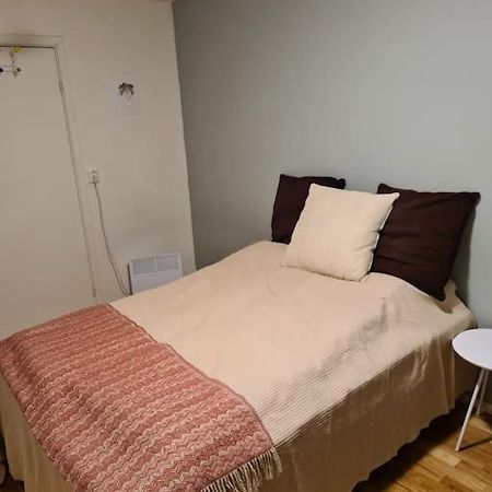Small Studio Appartment Тромсё Экстерьер фото